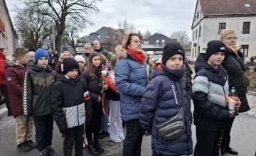 Udział klasy 5a w miejskich obchodach Dnia Żołnierzy Wyklętych