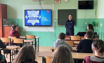 Spotkanie z Policją w klasach siódmych