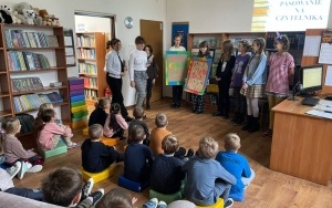 Pasowanie na czytelnika biblioteki szkolnej (3)