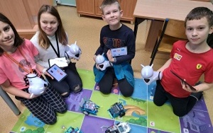 Zabawy edukacyjne z robotami (11)