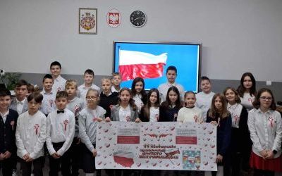 Akcja Patriotyczna Klasy 5a: Pamiętamy o Święcie Niepodległości (5)