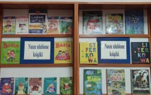 Uroczyste pasowanie na czytelnika biblioteki szkolnej (10)