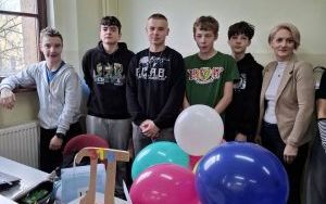 Festiwal Nauki w SP7: Odkrywamy Pasję i Wiedzę (5)