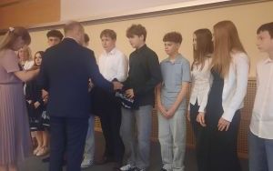 Dwie drużyny ze Szkoły Podstawowej nr 7 wyróżnione w ogólnopolskim konkursie „Silni Polską” (2)